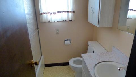 528 W 8th St, Jasper, IN 47546 photo 6