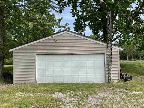 1908 E Carter Rd, Kokomo, IN 46901 photo 4