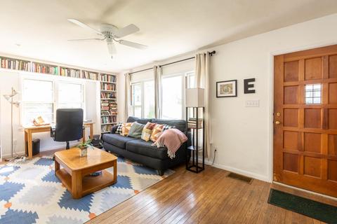 415 E Dodds St, Bloomington, IN 47401 photo 2