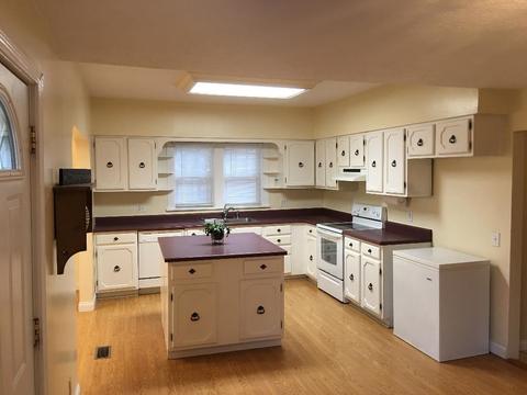 709 Q St, Bedford, IN 47421 photo 2