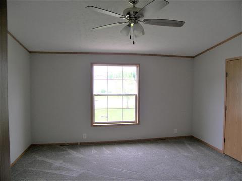 100 W Noah St, Claypool, IN 46510 photo 19