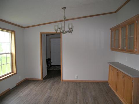 100 W Noah St, Claypool, IN 46510 photo 16