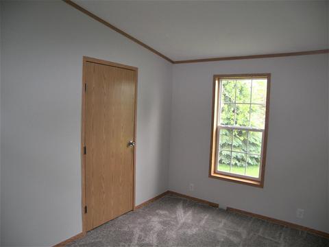 100 W Noah St, Claypool, IN 46510 photo 24