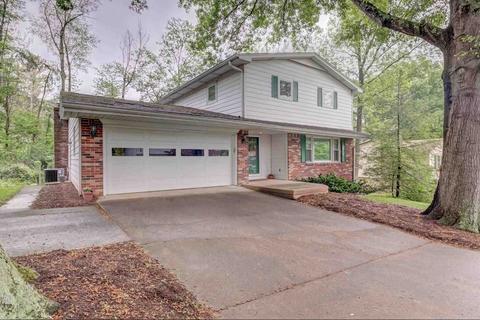 2111 E Meadow Bluff Ct, Bloomington, IN 47401 photo 4