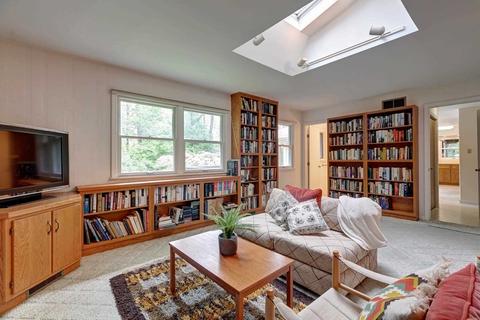 2111 E Meadow Bluff Ct, Bloomington, IN 47401 photo 35
