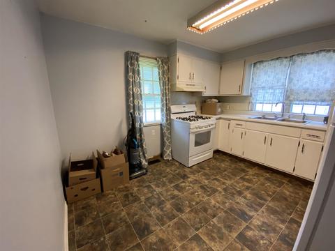 551 S 9th St, Mitchell, IN 47446 photo 11