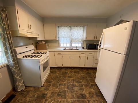 551 S 9th St, Mitchell, IN 47446 photo 8