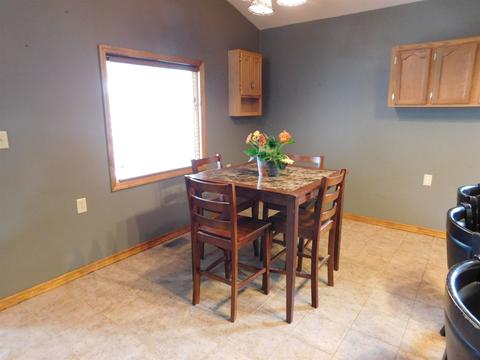 8967 E Hatchery Rd, Syracuse, IN 46567 photo 11