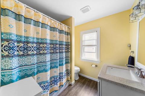 621 Eckman St, South Bend, IN 46614 photo 6