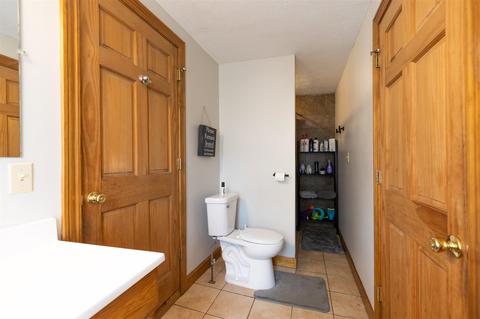 208 E North St, Bourbon, IN 46504 photo 10