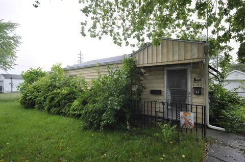 2102 E 19th St, Muncie, IN 47302 photo 1