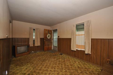 2102 E 19th St, Muncie, IN 47302 photo 3