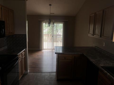 558 S Cobblestone Ct, Bloomington, IN 47403 photo 7