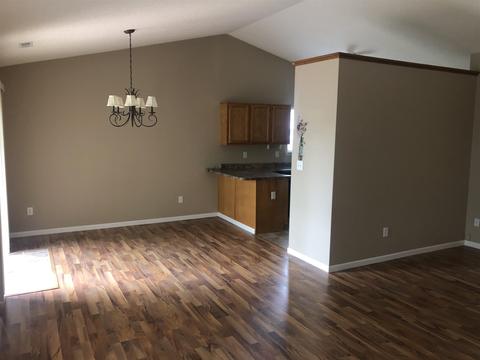 558 S Cobblestone Ct, Bloomington, IN 47403 photo 5