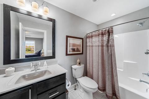 10130 Pemburry Dr, Granger, IN 46530 photo 24