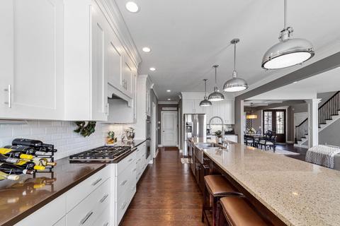 10130 Pemburry Dr, Granger, IN 46530 photo 9