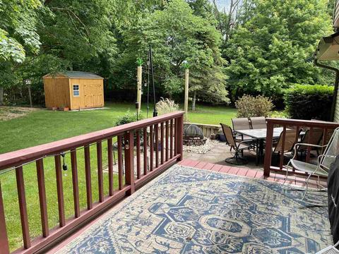 1001 E Jennifer Dr, Bloomington, IN 47401 photo 2