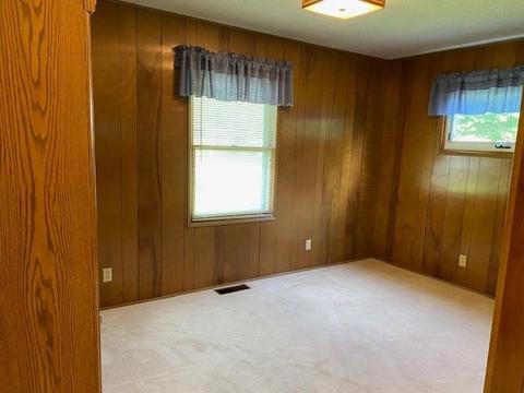 823 E 48th St, Marion, IN 46953 photo 19