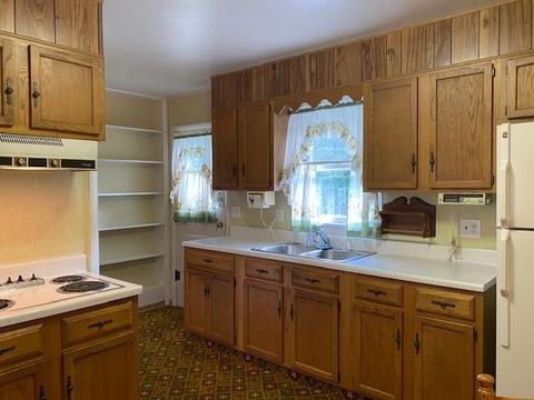 823 E 48th St, Marion, IN 46953 photo 11