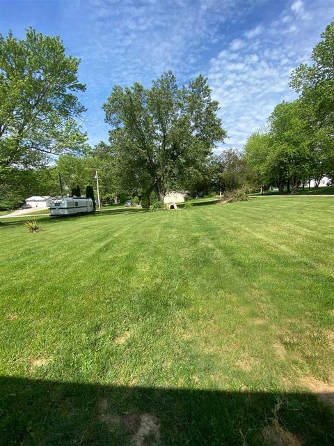 225 Mitchell St, Bedford, IN 47421 photo 12