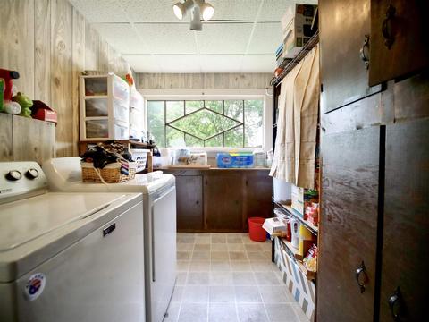 214 E 18th St, Auburn, IN 46706 photo 11