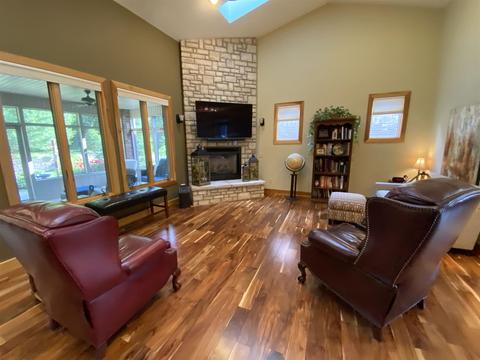 4584 E Falls Creek Dr, Bloomington, IN 47401 photo 3