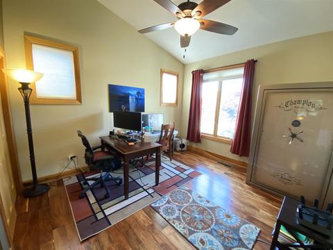 4584 E Falls Creek Dr, Bloomington, IN 47401 photo 9