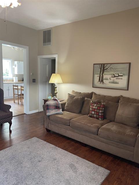 1802 13th St, Bedford, IN 47421 photo 3