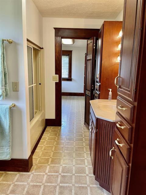 910 J St, Bedford, IN 47421 photo 10