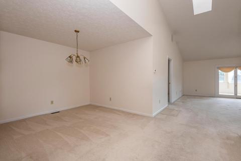 1015 E Sherbrooke Dr, Bloomington, IN 47401 photo 12