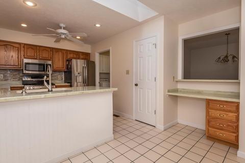 1015 E Sherbrooke Dr, Bloomington, IN 47401 photo 8