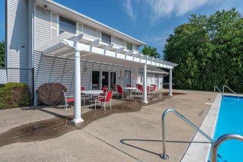 1015 E Sherbrooke Dr, Bloomington, IN 47401 photo 33