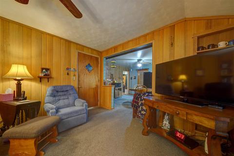 923 E 1st St, Auburn, IN 46706 photo 28