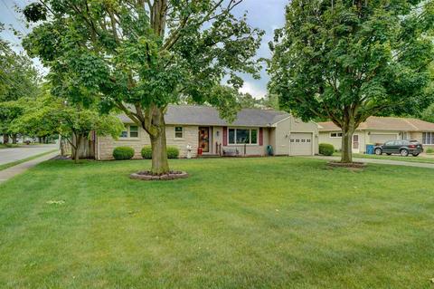 923 E 1st St, Auburn, IN 46706 photo 2