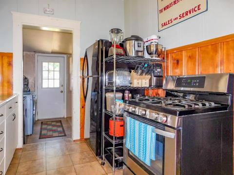 224 E Central Ave, Bluffton, IN 46714 photo 22