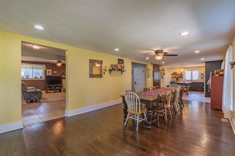 259 E Hill St, Wabash, IN 46992 photo 9