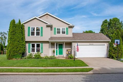 52099 Windermere Dr, Granger, IN 46530 photo 1