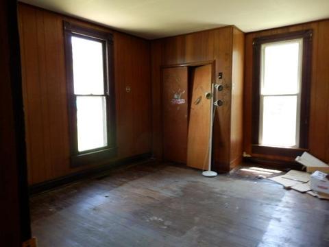 605 S 8th St, Mitchell, IN 47446 photo 4