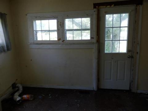 605 S 8th St, Mitchell, IN 47446 photo 6
