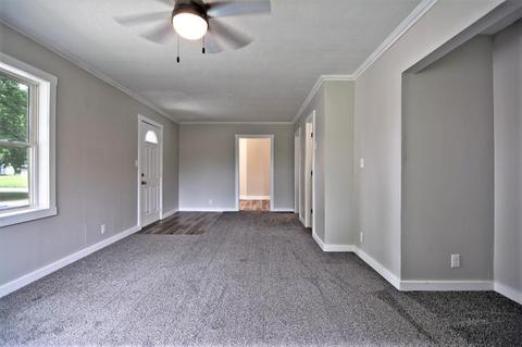 202 Union St, Wakarusa, IN 46573 photo 7