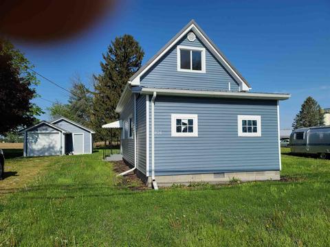 806 N Independence St, Windfall, IN 46076 photo 1