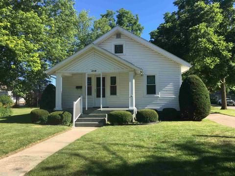 258 E Hackett St, Frankfort, IN 46041 photo 1