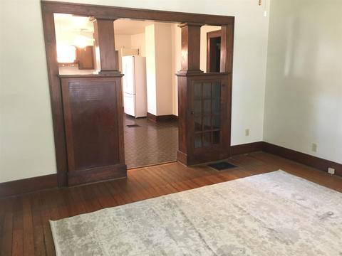 258 E Hackett St, Frankfort, IN 46041 photo 2