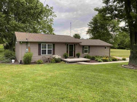 8004 E Devonshire Rd, Muncie, IN 47302 photo 1
