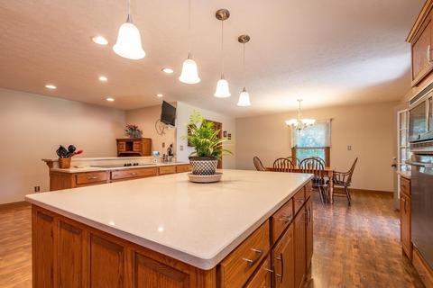 280 Yockey Ests, Mitchell, IN 47446 photo 12
