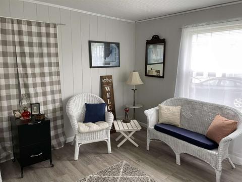 535 N Wayne St, Waterloo, IN 46793 photo 7