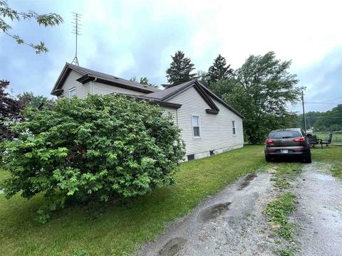 535 N Wayne St, Waterloo, IN 46793 photo 5