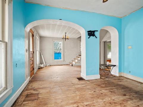 526 N Wayne St, Warren, IN 46792 photo 5