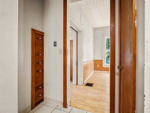 526 N Wayne St, Warren, IN 46792 photo 8