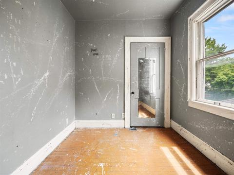 526 N Wayne St, Warren, IN 46792 photo 17
